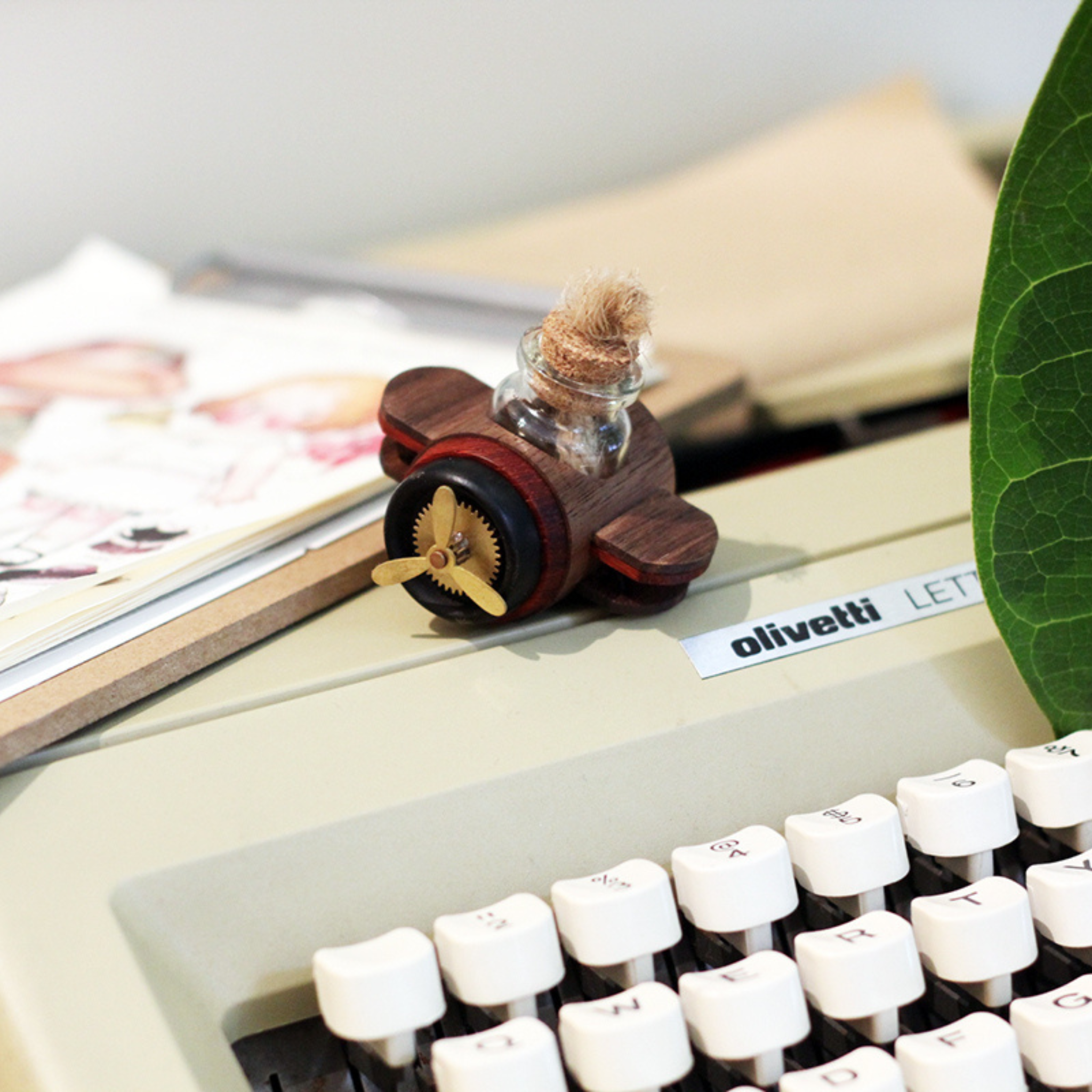 Mini Airplane Wooden Car Essential Oil Diffuser | Cute Car Accessory