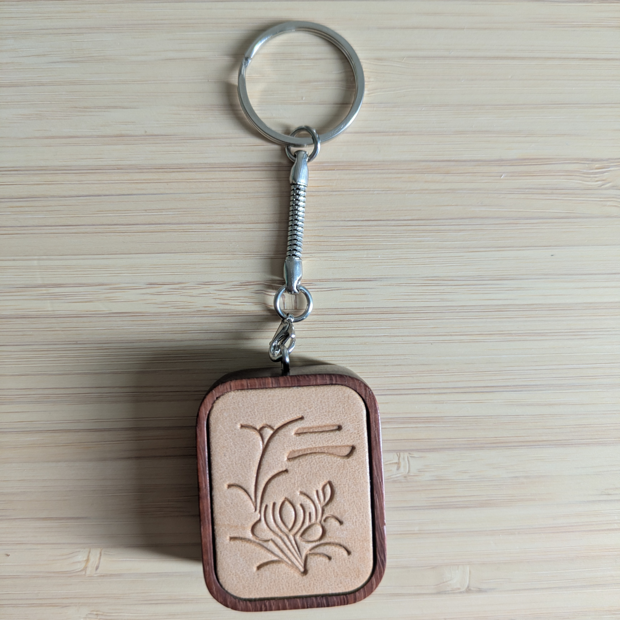 Wooden Mahjong Tile Bag Charm | Unique Wall Decor For Mahjong Lovers