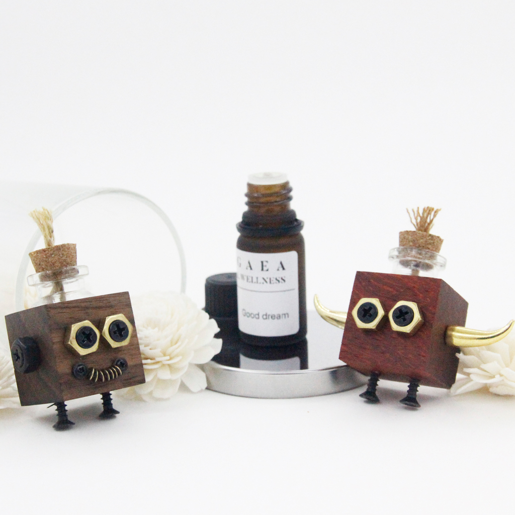 Wooden Steampunk Robot Car Essential Oils Diffuser | Car Accessory