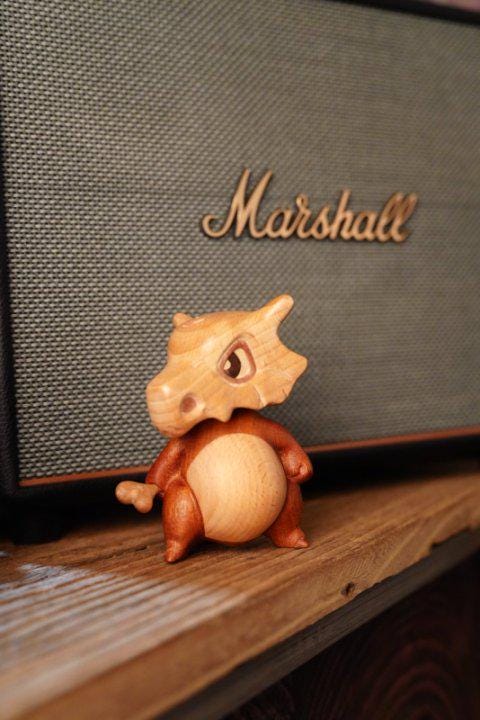 Small figurine of a dragon-like creature 